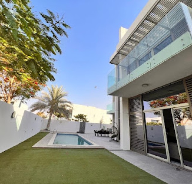 Emirates Hills